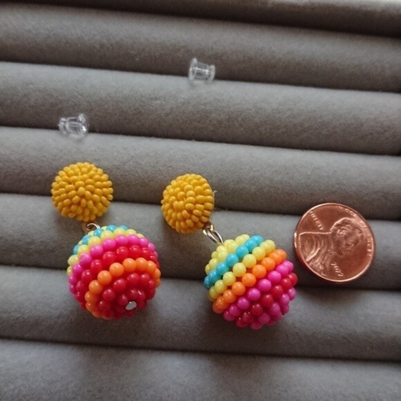 Seed Beaded Ball Drop Earrings - yellow/yellow/red yellow/yellow/pink color comb - Picture 5 of 6